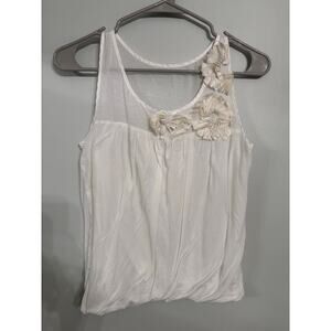 CAbi Floral Appliqué Sleeveless Blouse – White (Women’s XS)